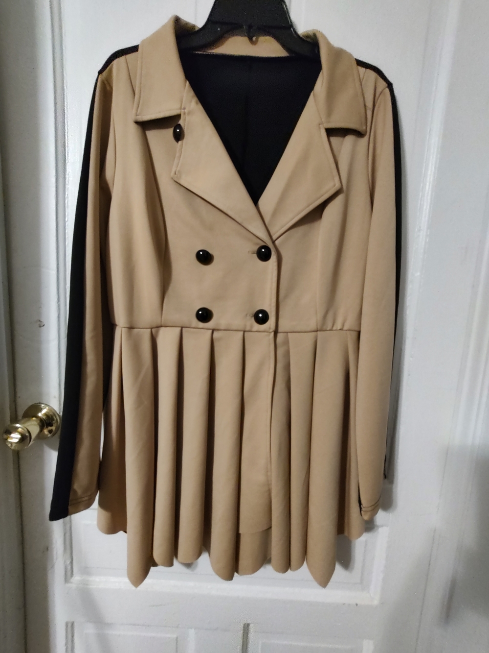 Ramoug Women's Beige Double-Breasted Pleated Coat with Black Trim
